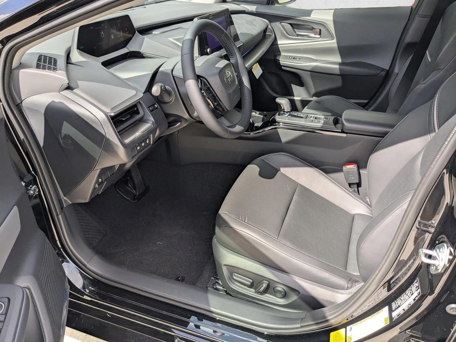 2026 Toyota Prius XLE (Natl)