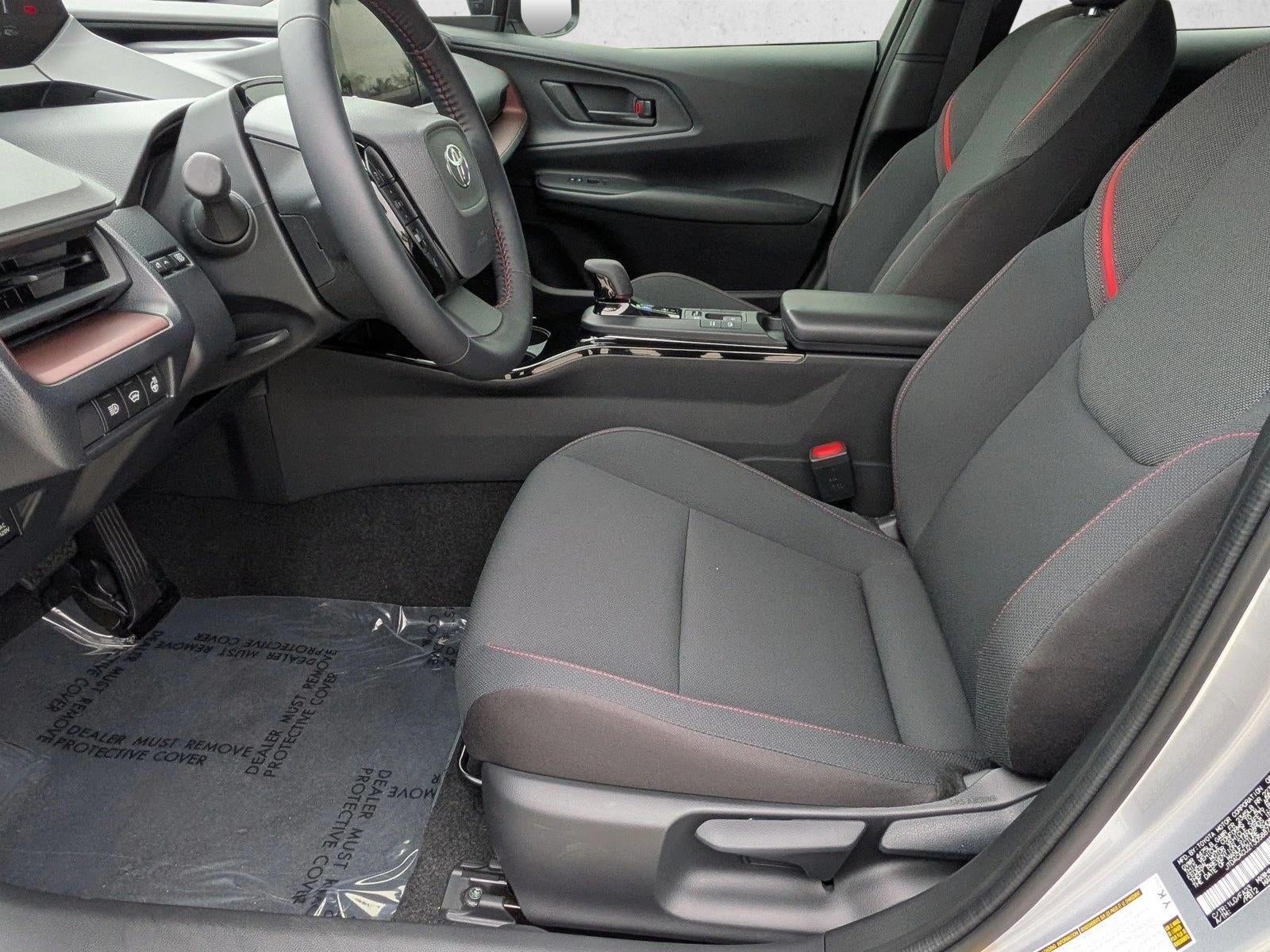 2026 Toyota Prius Plug-In Hybrid SE (Natl)