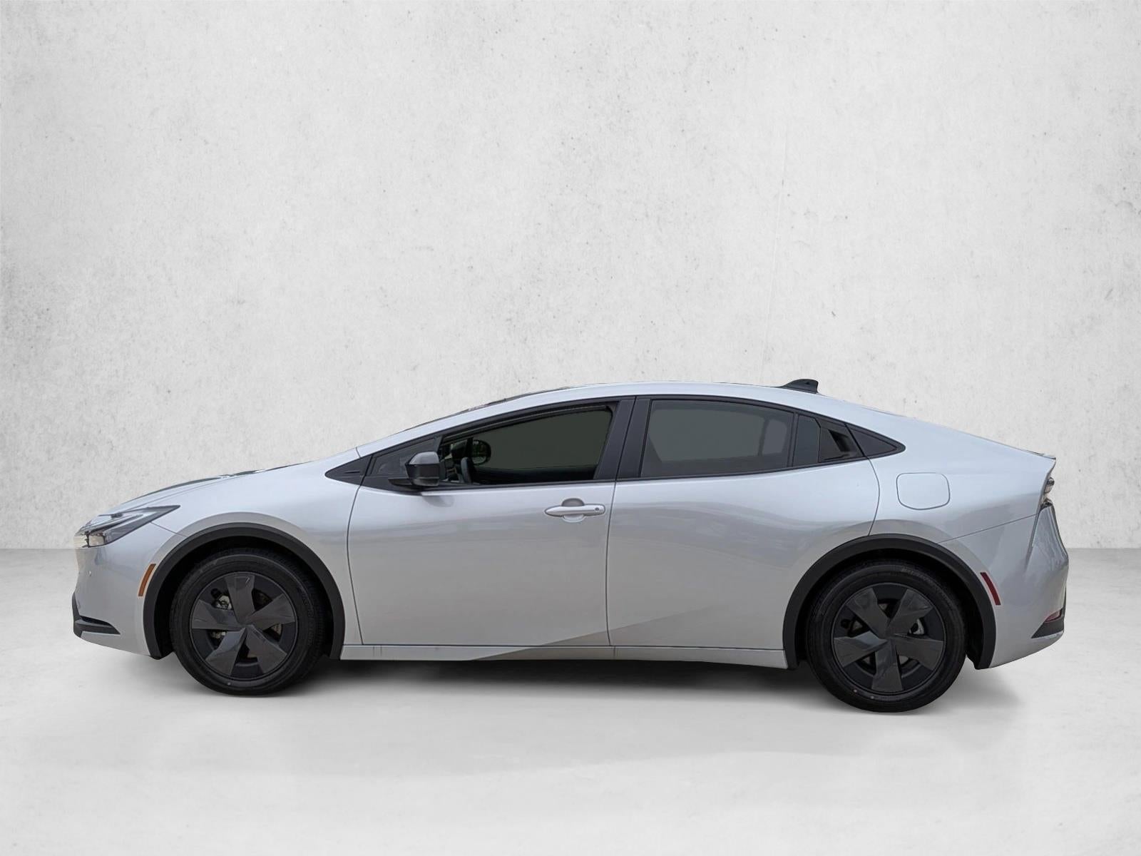 2026 Toyota Prius Plug-In Hybrid SE (Natl)