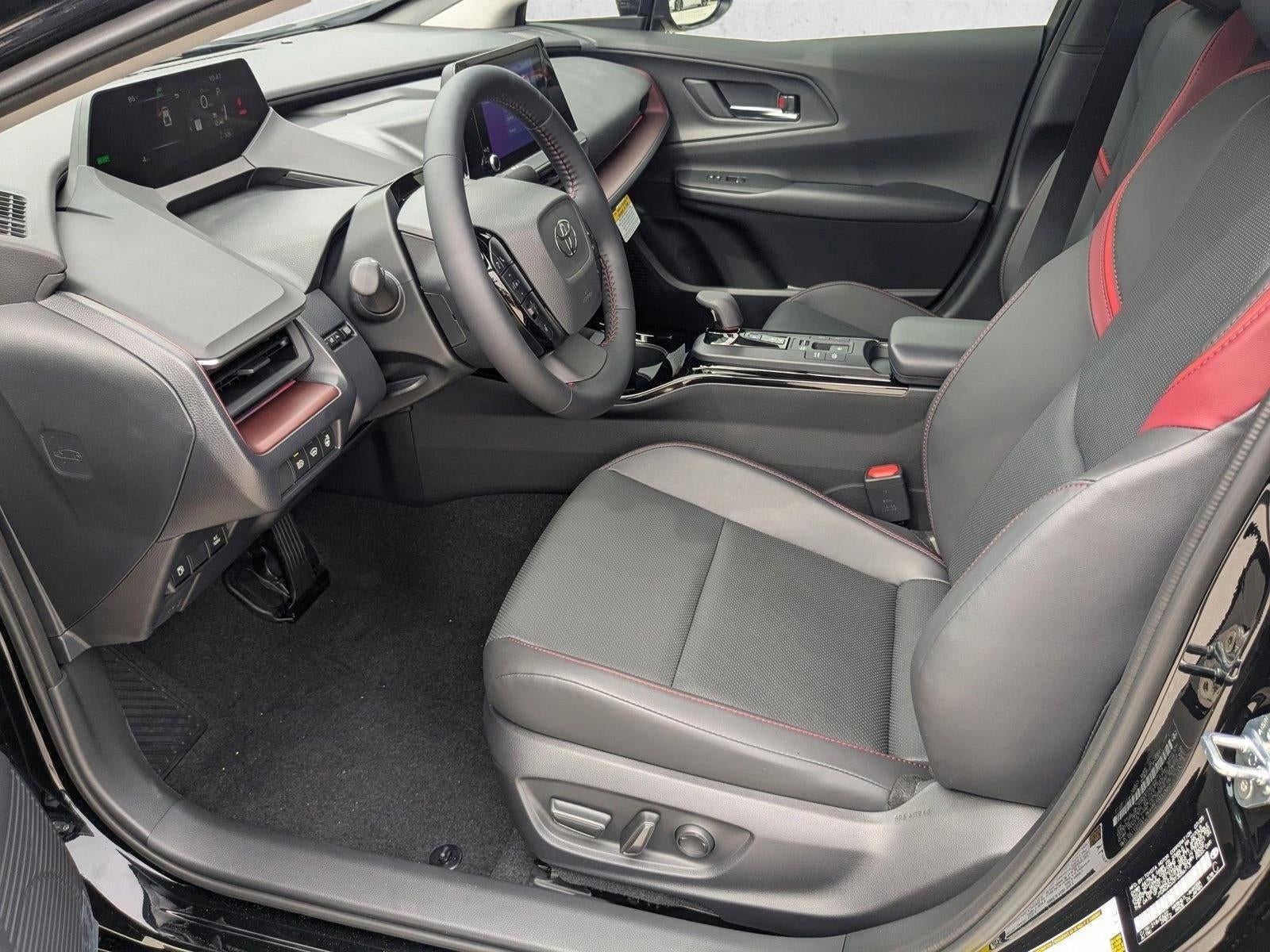 2026 Toyota Prius Plug-In Hybrid XSE (Natl)