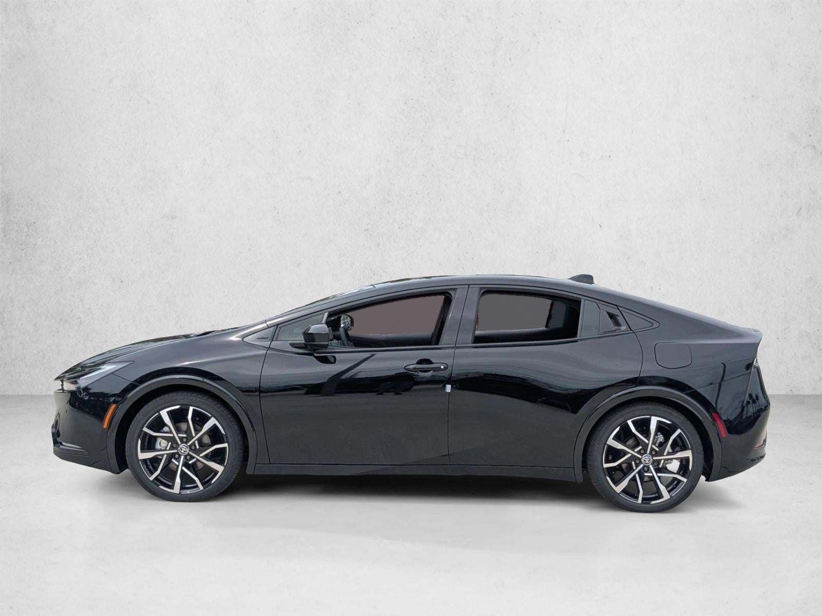 2026 Toyota Prius Plug-In Hybrid XSE (Natl)