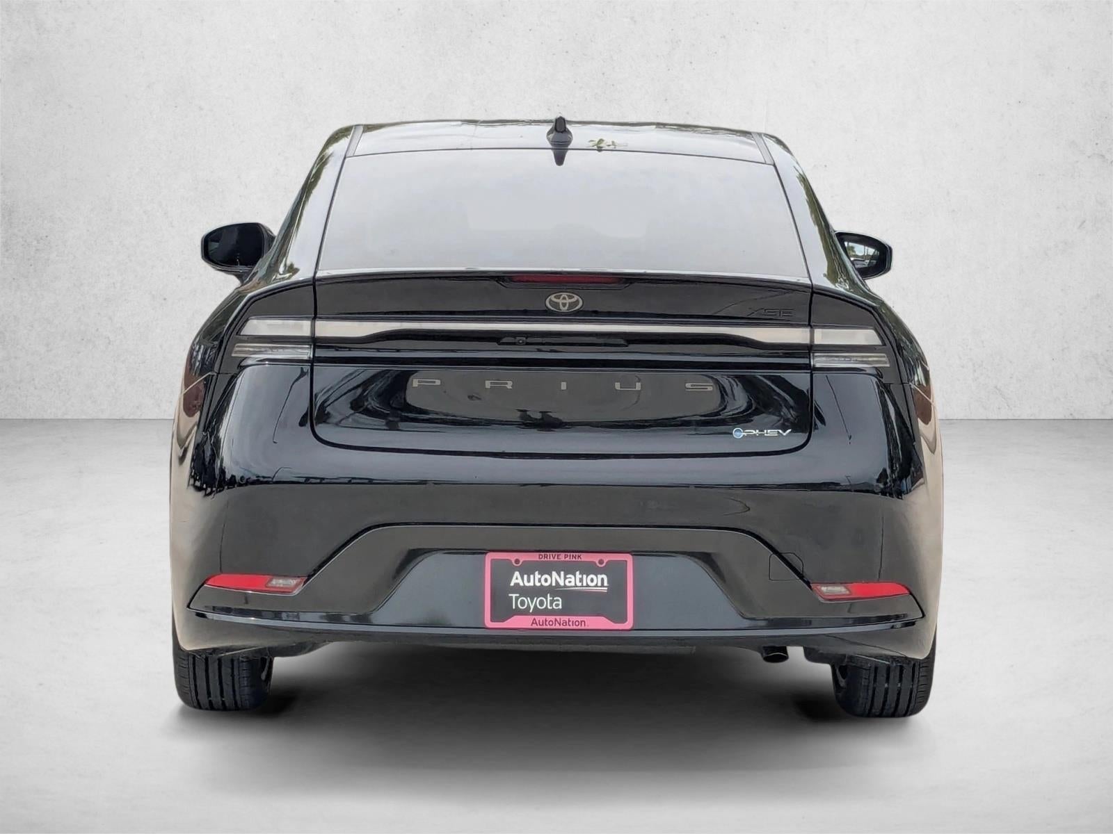 2026 Toyota Prius Plug-In Hybrid XSE (Natl)