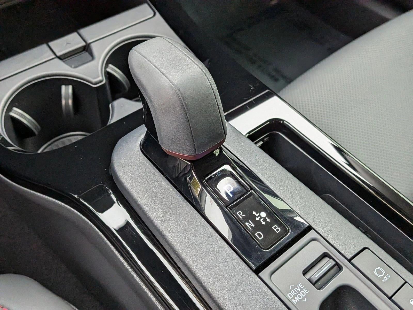 2025 Toyota Prius Plug-In Hybrid XSE (Natl)