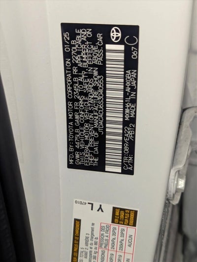 2025 Toyota Prius Plug-In Hybrid XSE (Natl)