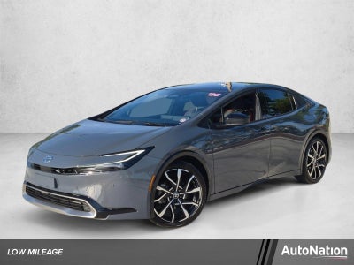 2026 Toyota Prius Plug-In Hybrid XSE (Natl)