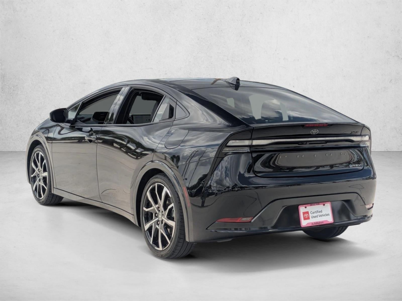2026 Toyota Prius Plug-In Hybrid XSE Premium (Natl)