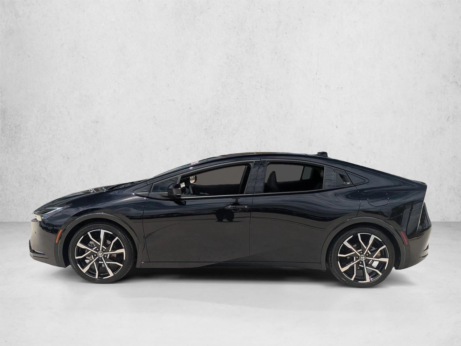 2026 Toyota Prius Plug-In Hybrid XSE Premium (Natl)
