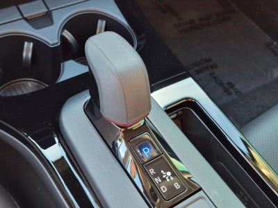 2026 Toyota Prius Plug-In Hybrid XSE (Natl)