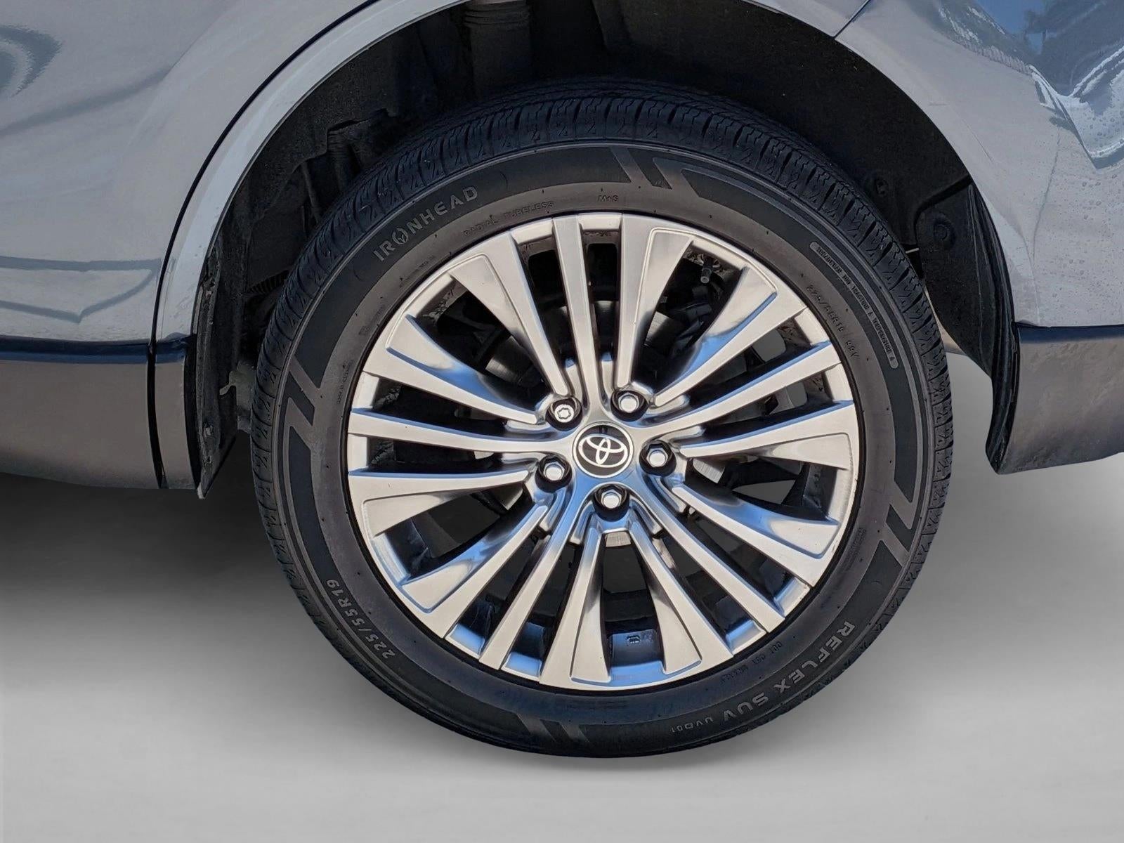 2021 Toyota Venza XLE AWD (SE)