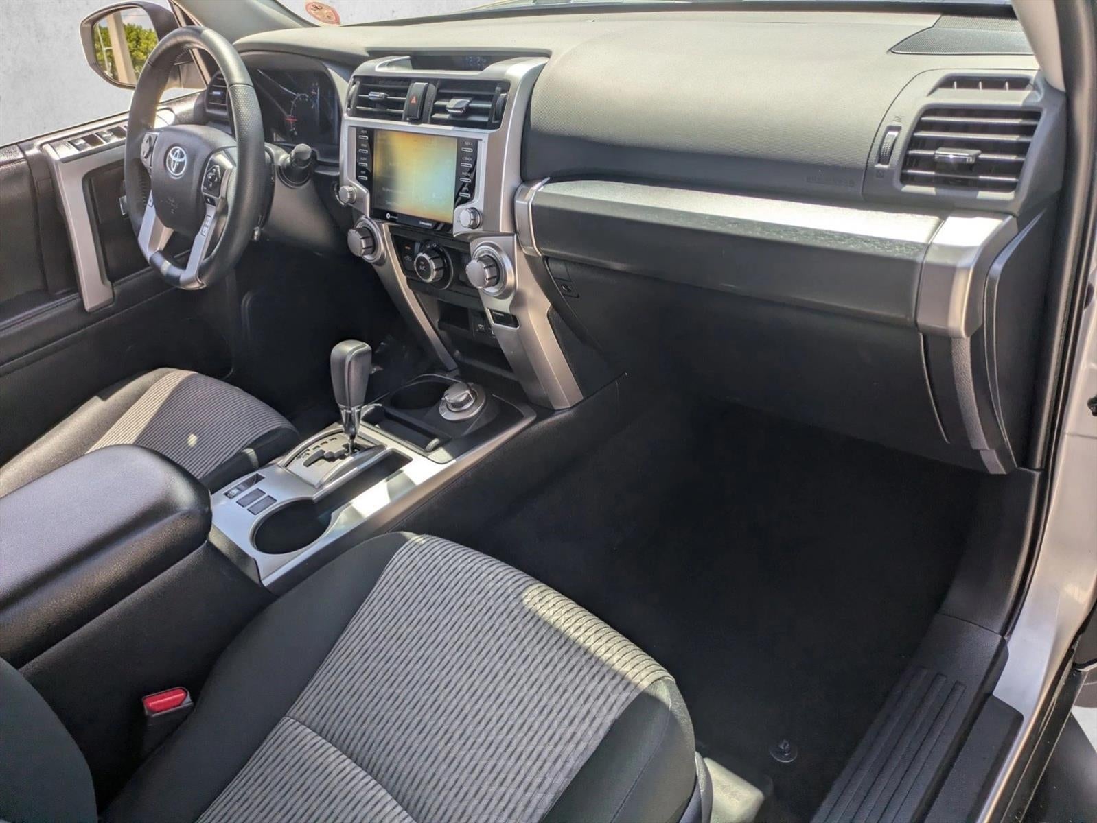 2024 Toyota 4Runner SR5 4WD (GS)