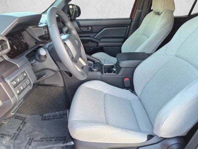 2026 Toyota 4Runner SR5 2WD (Natl)