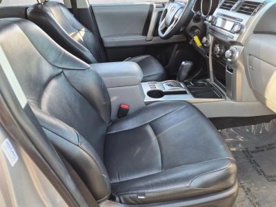 2012 Toyota 4Runner RWD 4dr V6 SR5 (Natl)