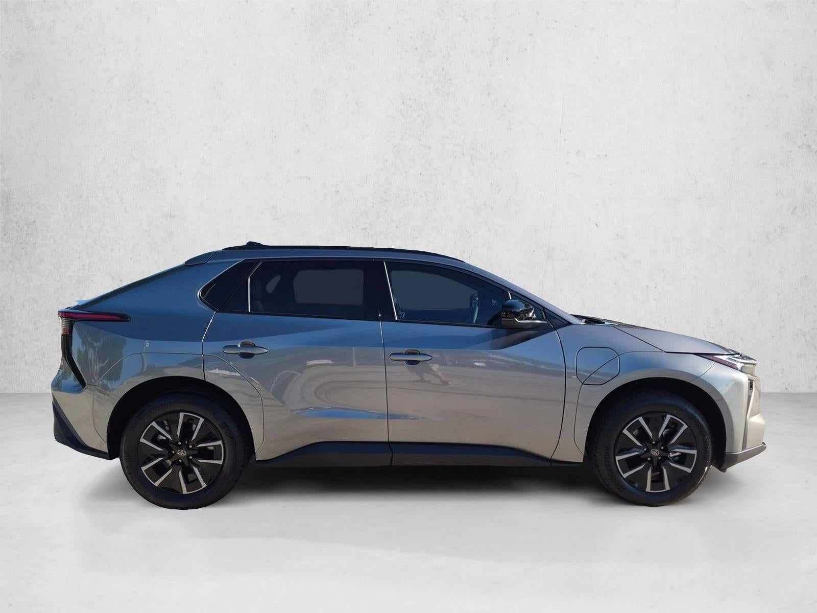 2026 Toyota bZ XLE Plus FWD (Natl)