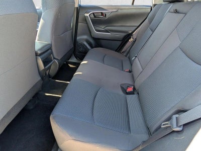 2019 Toyota RAV4 LE FWD (GS)