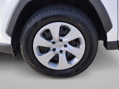 2020 Toyota RAV4 LE FWD (GS)