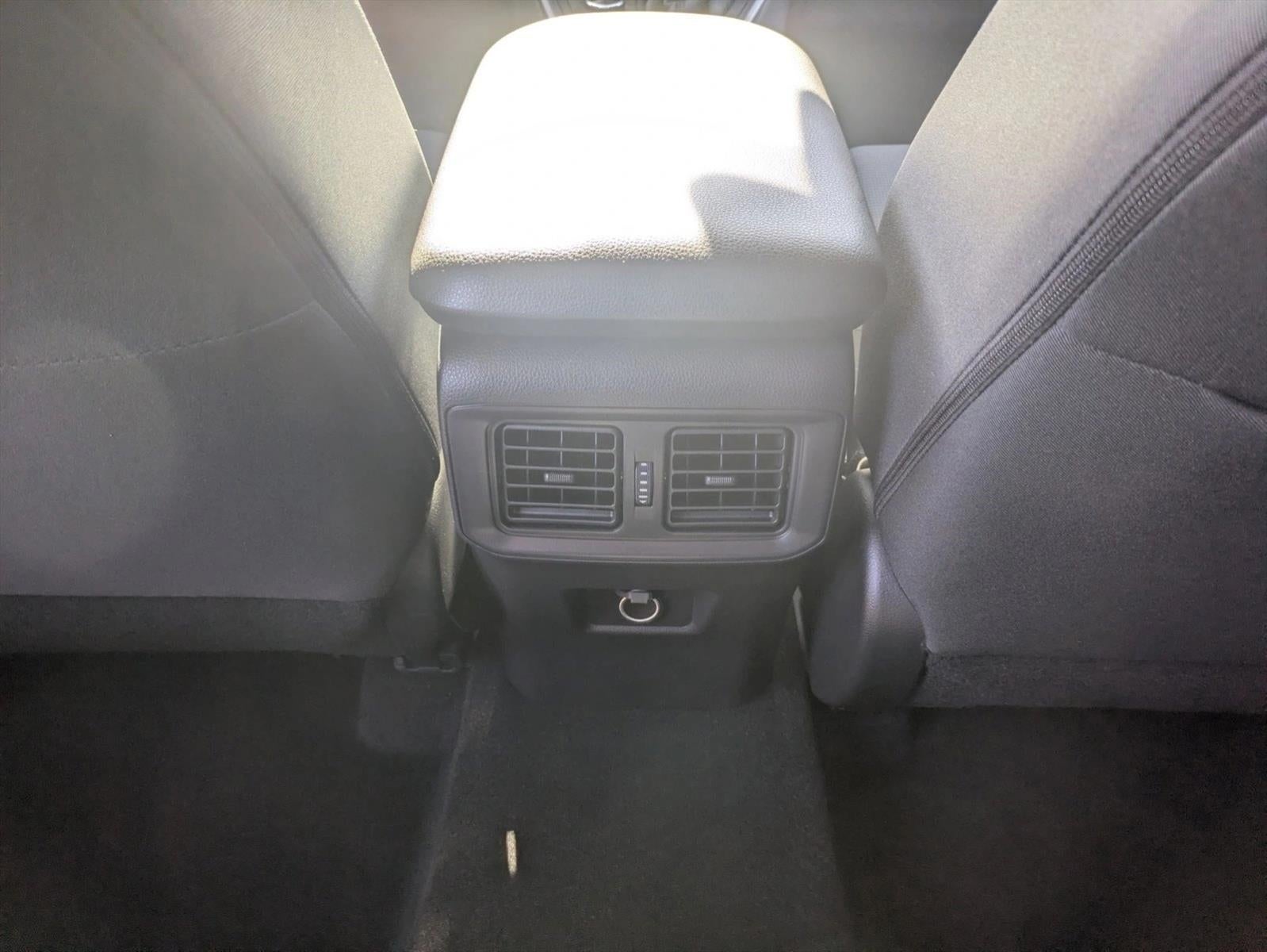 2025 Toyota RAV4 Hybrid LE AWD (Natl)