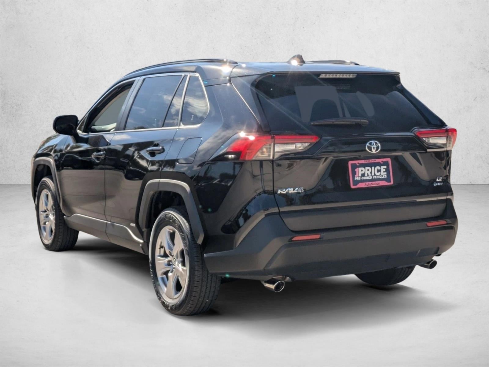 2025 Toyota RAV4 Hybrid LE AWD (Natl)