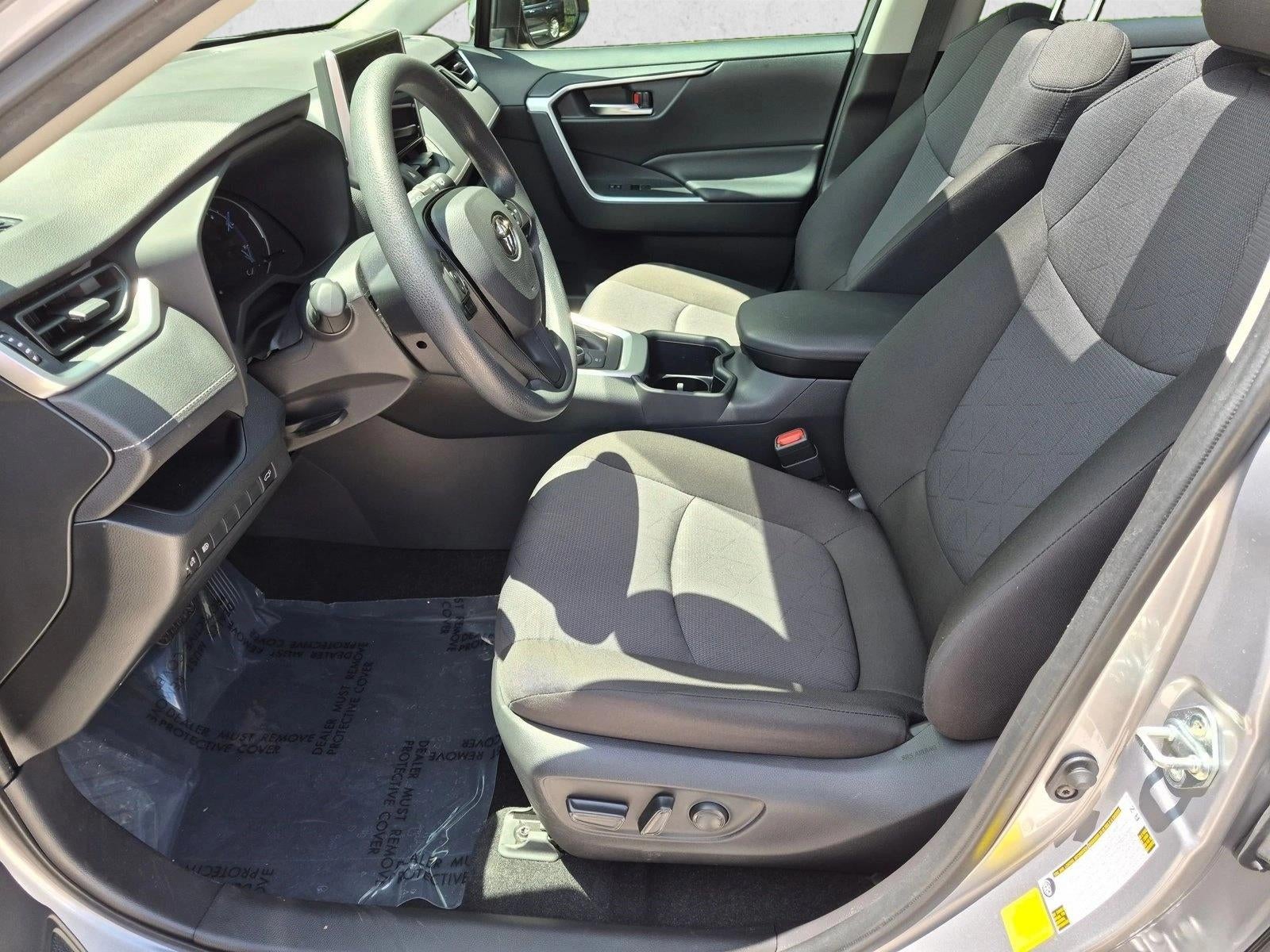 2025 Toyota RAV4 Hybrid XLE AWD (Natl)