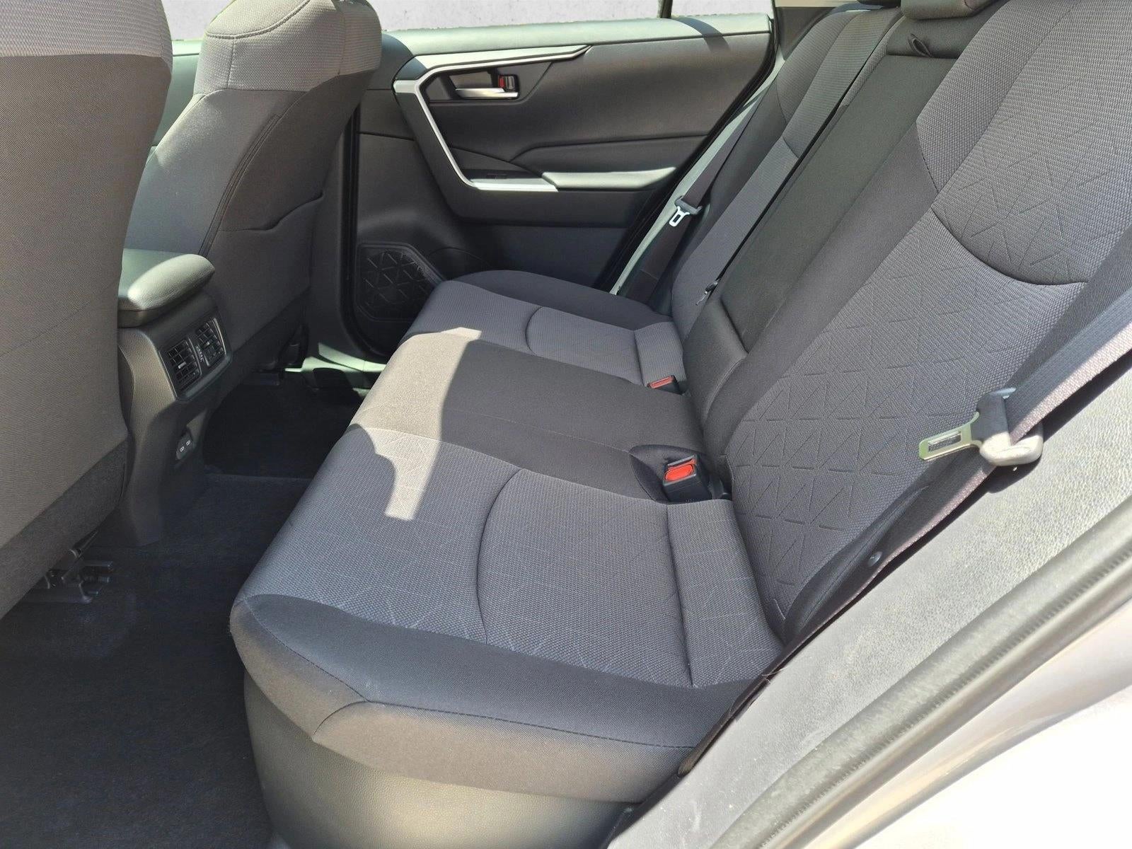 2025 Toyota RAV4 Hybrid XLE AWD (Natl)