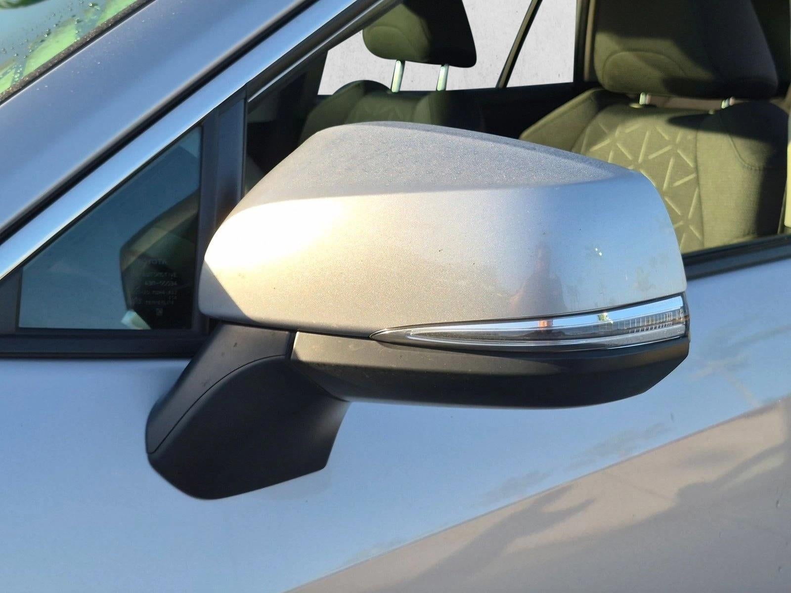 2025 Toyota RAV4 Hybrid XLE AWD (Natl)