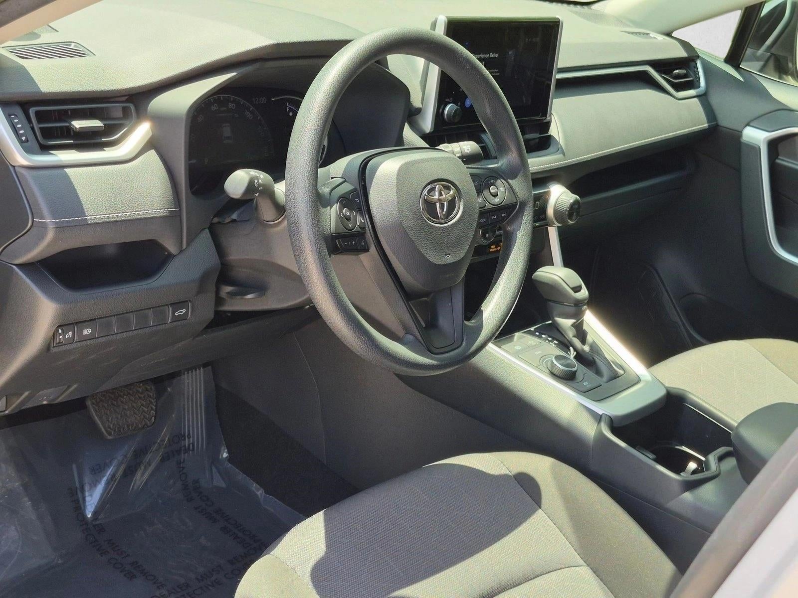 2025 Toyota RAV4 Hybrid XLE AWD (Natl)