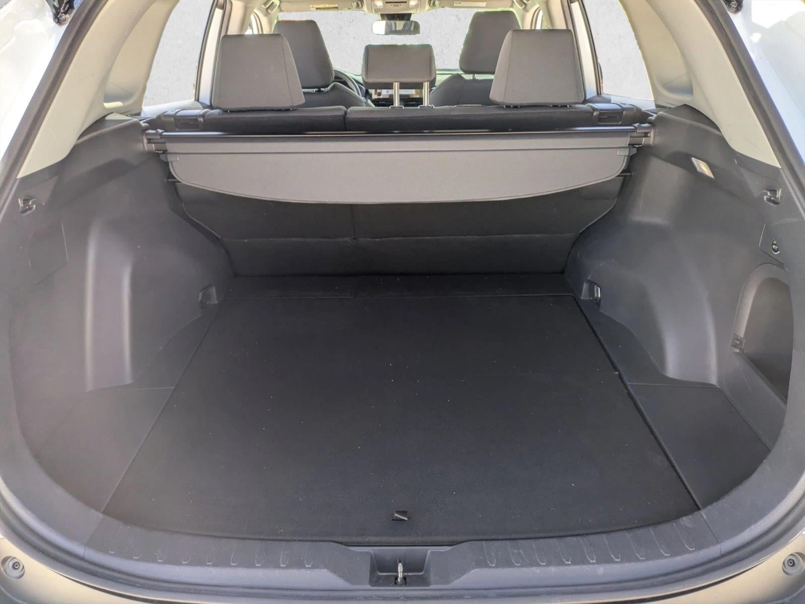 2025 Toyota RAV4 Hybrid XLE AWD (Natl)