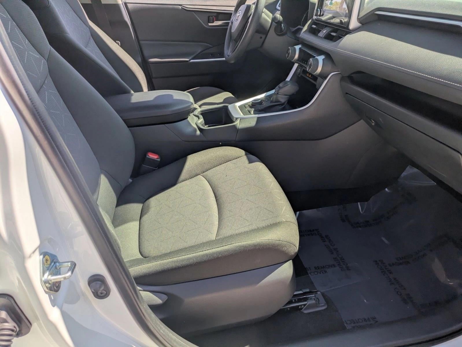 2025 Toyota RAV4 Hybrid XLE AWD (Natl)