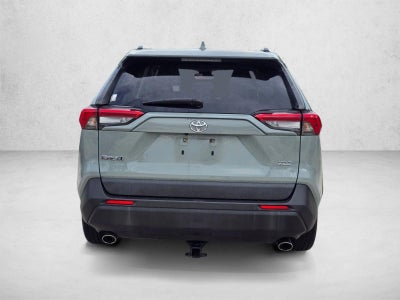2019 Toyota RAV4 XLE FWD (GS)