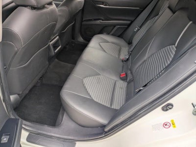 2018 Toyota Camry SE Auto (SE)