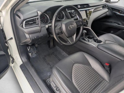 2018 Toyota Camry SE Auto (SE)