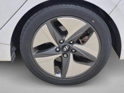 2020 Hyundai IONIQ Hybrid SEL Hatchback