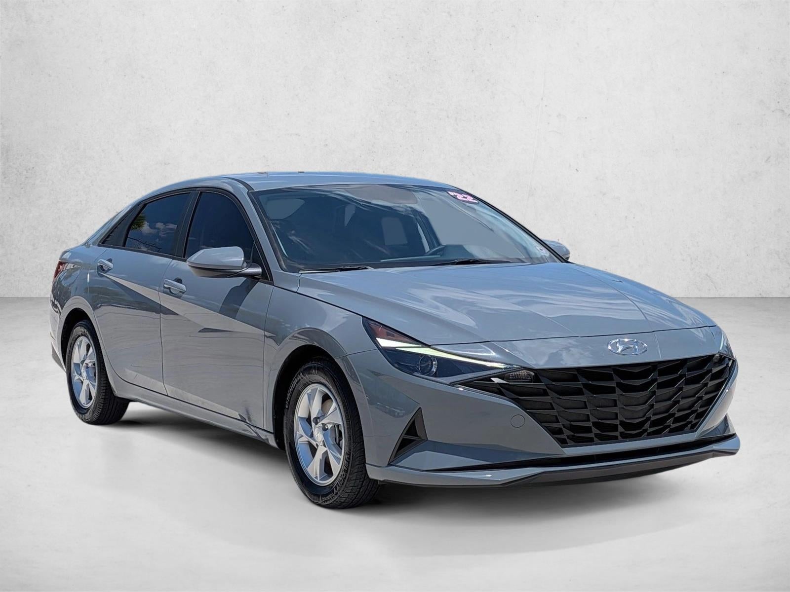 2022 Hyundai ELANTRA SE IVT
