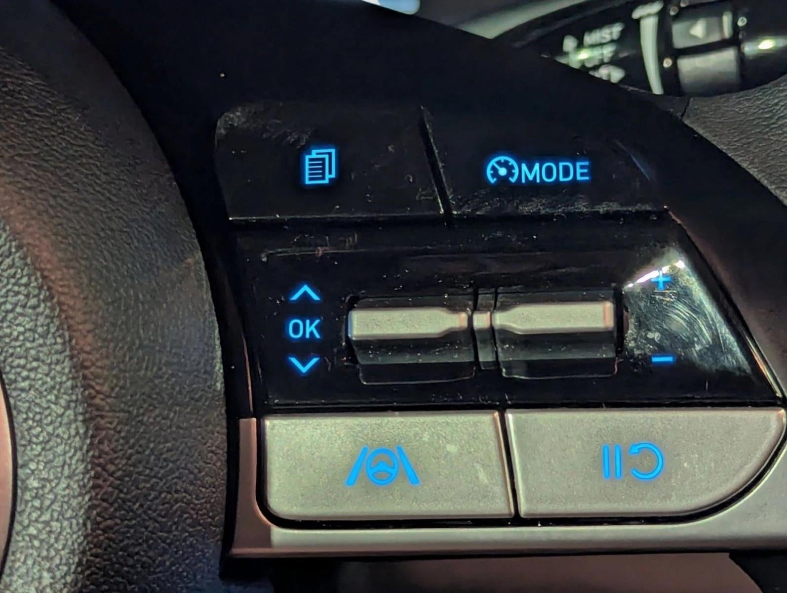 2023 Hyundai ELANTRA SEL IVT