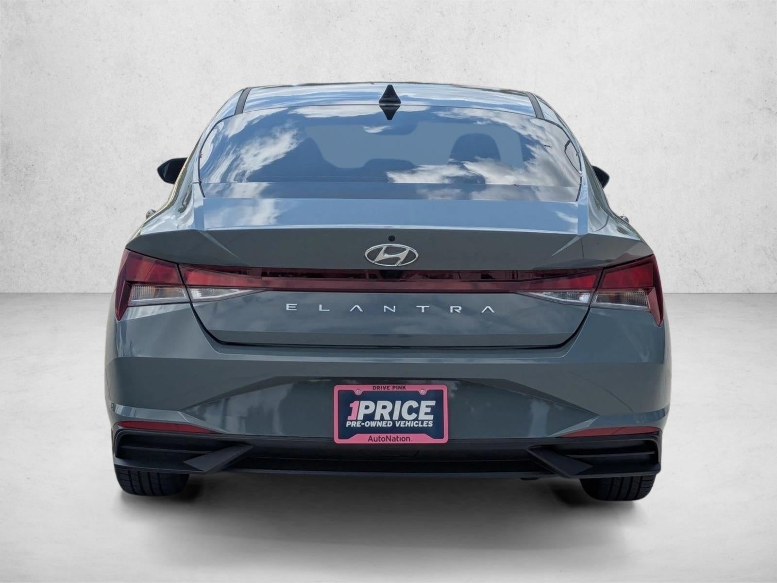 2023 Hyundai ELANTRA SEL IVT