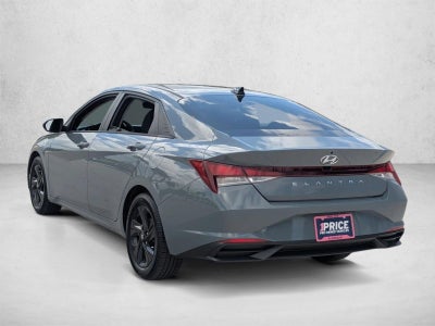 2023 Hyundai ELANTRA SEL IVT