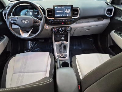 2024 Hyundai VENUE SEL IVT