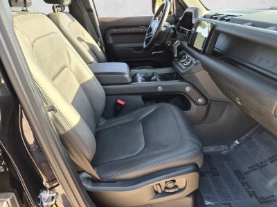 2025 Land Rover Defender 110 P400 S