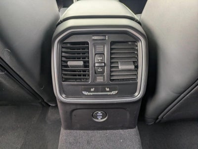 2022 Porsche Macan AWD