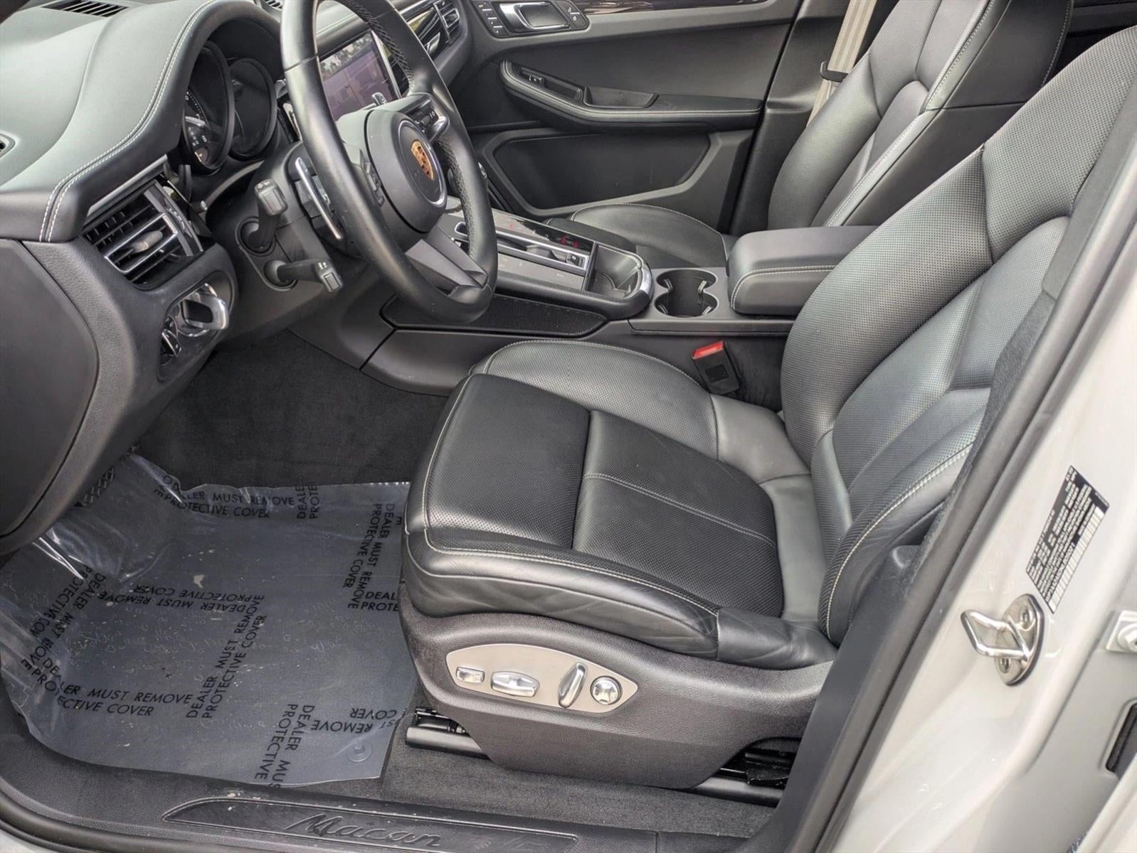 2022 Porsche Macan AWD