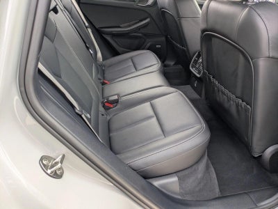 2022 Porsche Macan AWD