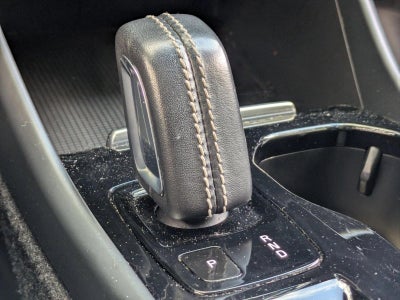 2021 Volvo XC40 T5 AWD R-Design