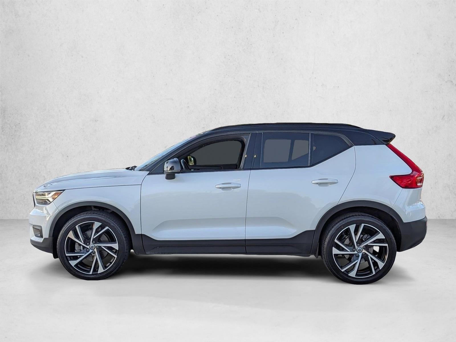 2021 Volvo XC40 T5 AWD R-Design