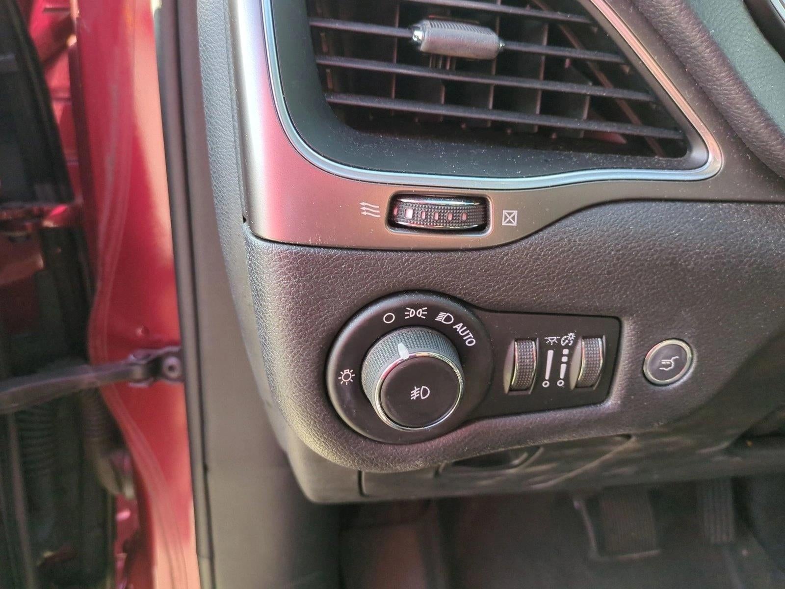 2019 Jeep Cherokee Latitude Plus FWD