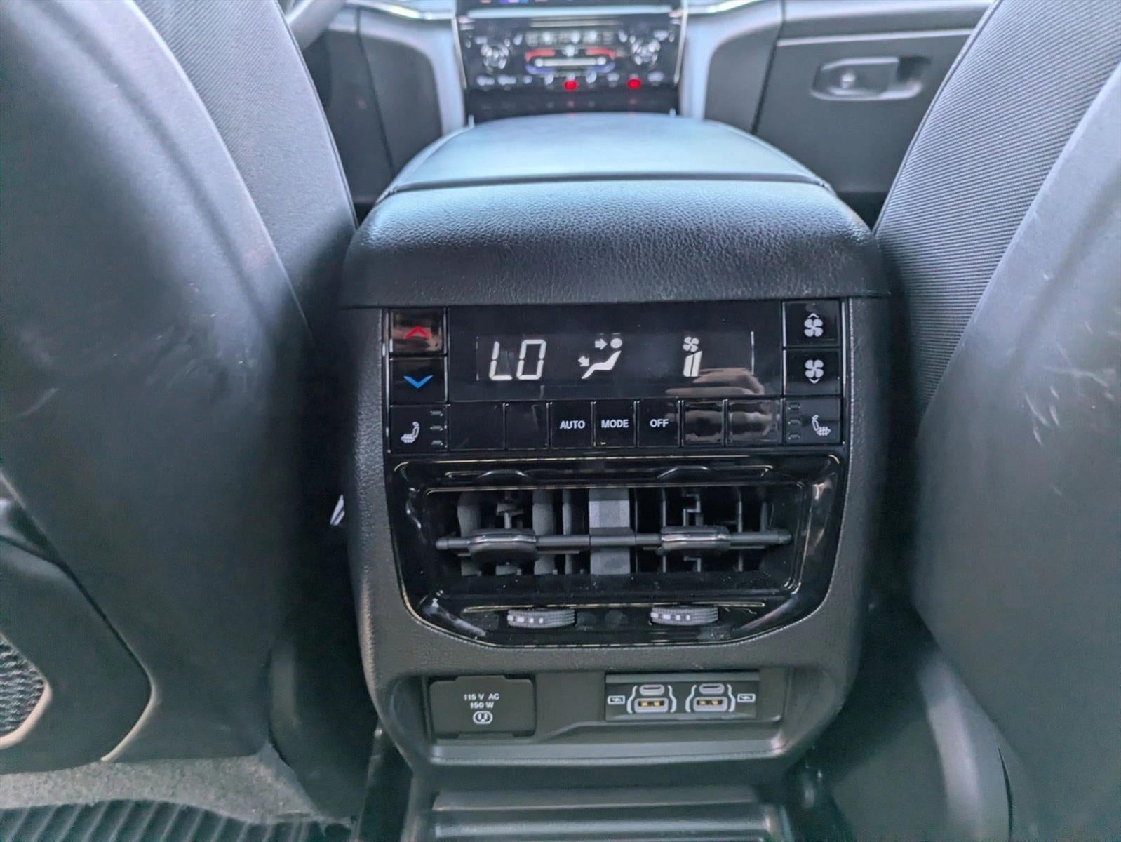 2023 Jeep Grand Cherokee L Overland 4x4