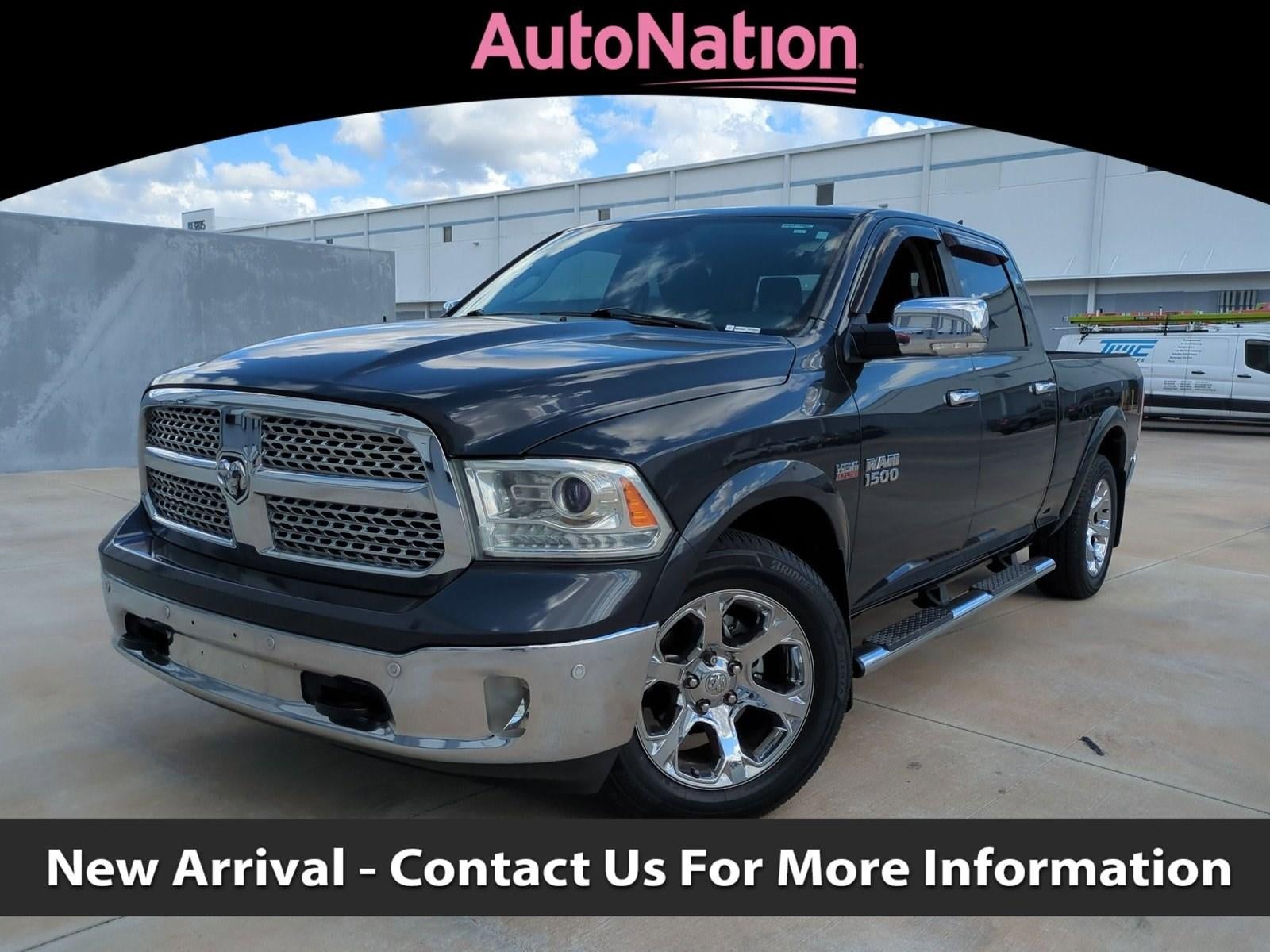 2014 RAM 1500 2WD Crew Cab 6.4 Ft Box Laramie