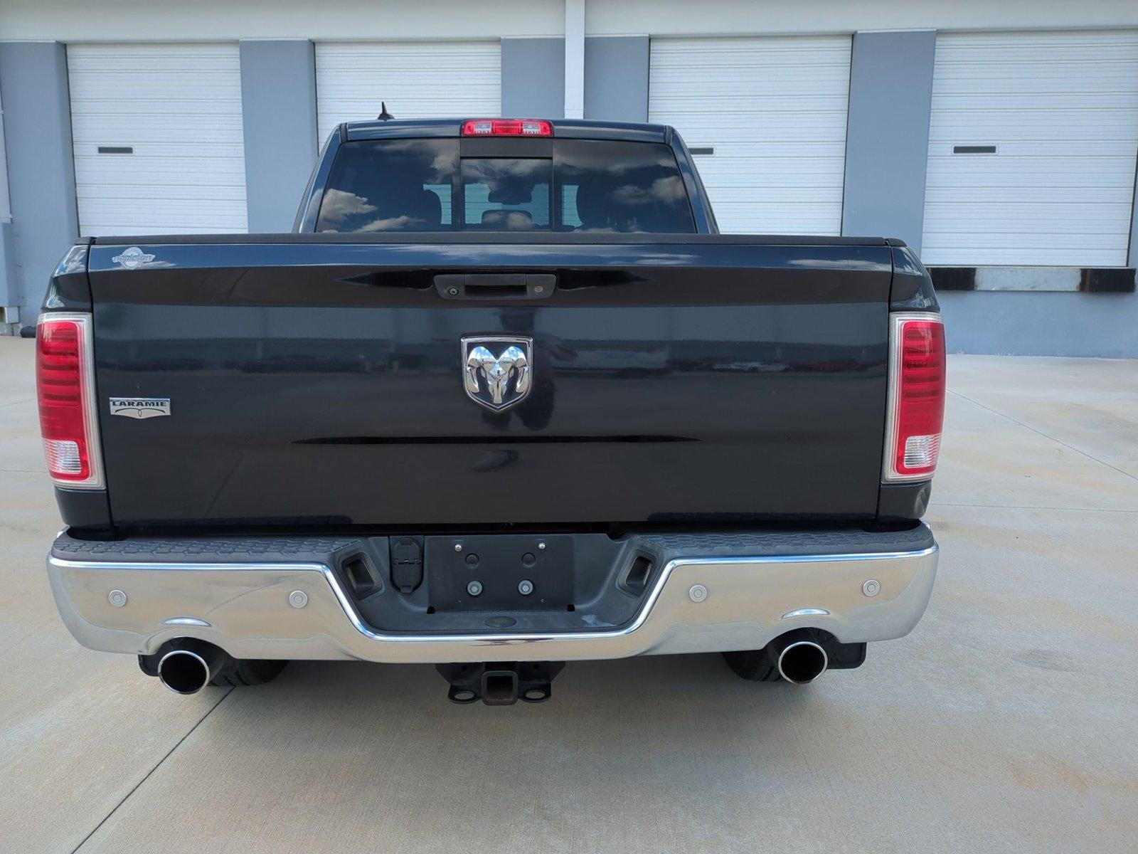 2014 RAM 1500 2WD Crew Cab 6.4 Ft Box Laramie