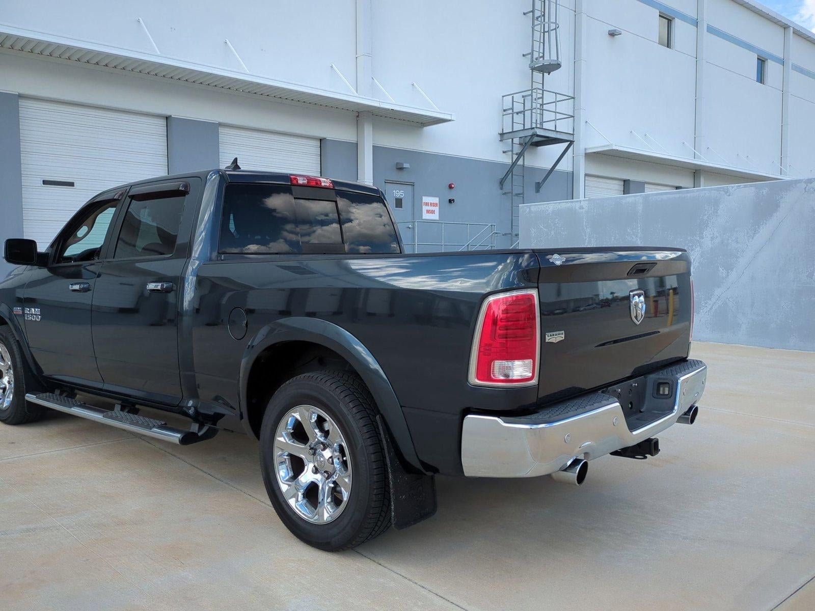 2014 RAM 1500 2WD Crew Cab 6.4 Ft Box Laramie