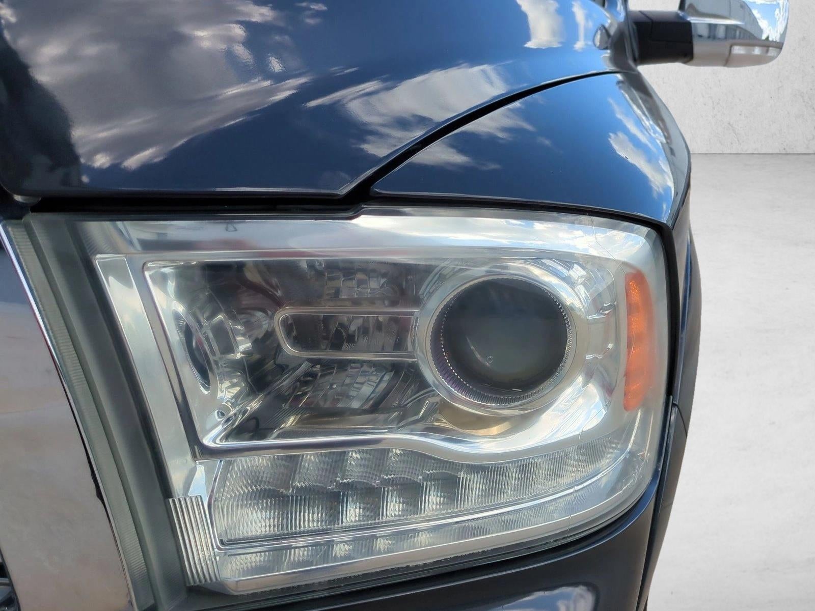 2014 RAM 1500 2WD Crew Cab 6.4 Ft Box Laramie