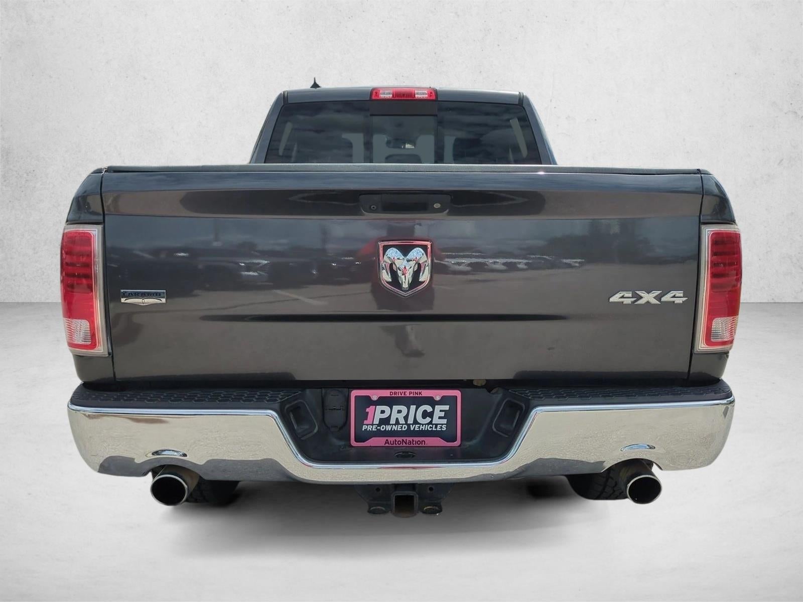2016 RAM 1500 4WD Crew Cab 6.4 Ft Box Laramie