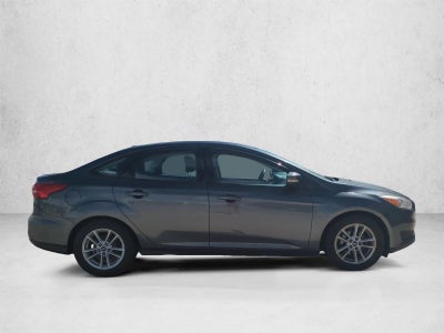 2017 Ford Focus SE Sedan